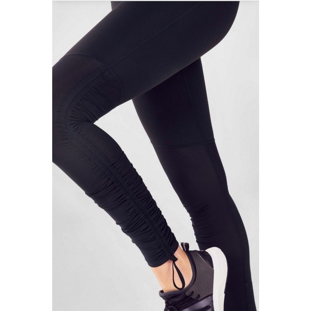 Fabletics Cashel PureLuxe Leggings Ruched Side size L Gray Cinched Leg Athletic - Picture 5 of 9